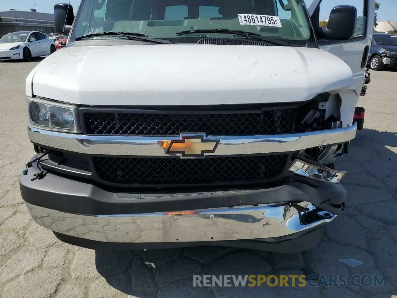 12 Photograph of a damaged car 1GAZGPFG0K1196401 CHEVROLET EXPRESS 2019
