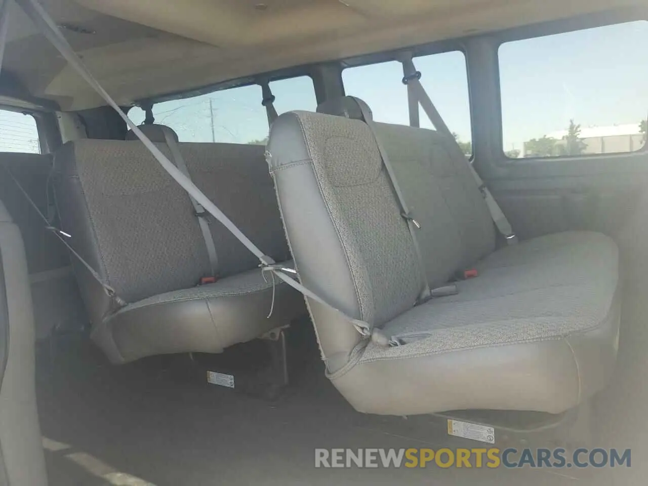 11 Photograph of a damaged car 1GAZGPFG4K1252856 CHEVROLET EXPRESS 2019