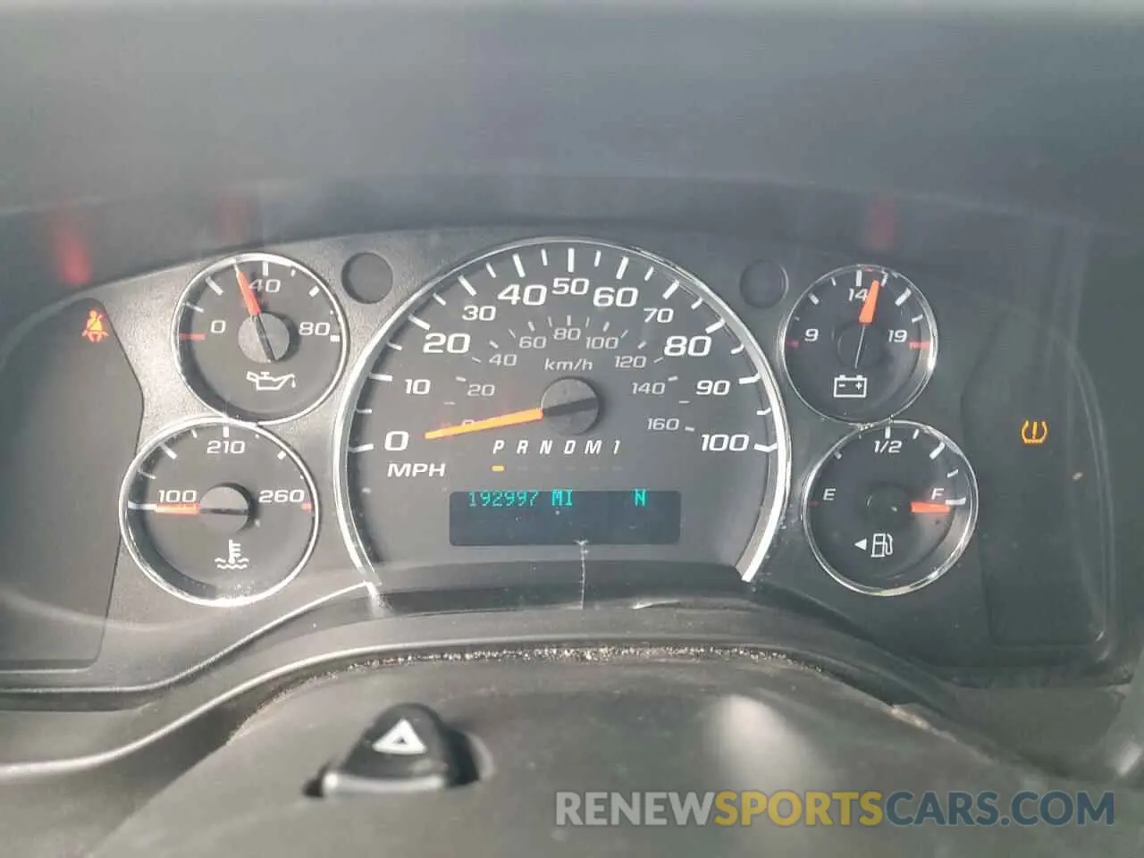 9 Photograph of a damaged car 1GAZGPFG7K1213856 CHEVROLET EXPRESS 2019
