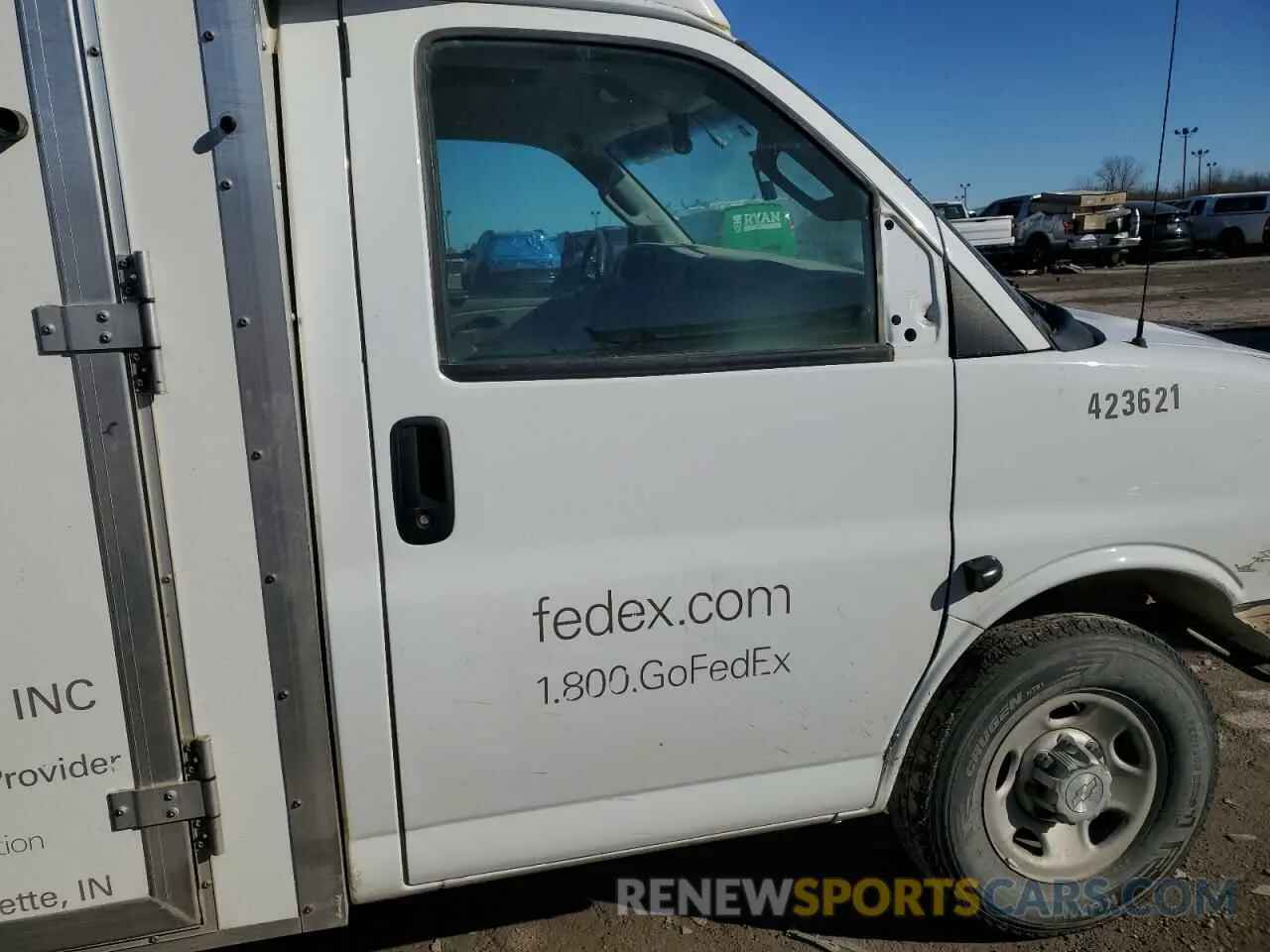 10 Photograph of a damaged car 1GB0GRFP5K1366526 CHEVROLET EXPRESS 2019