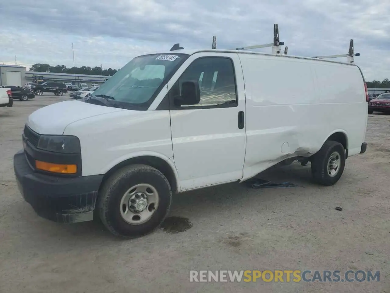 1 Photograph of a damaged car 1GCWGAFP1K1169683 CHEVROLET EXPRESS 2019
