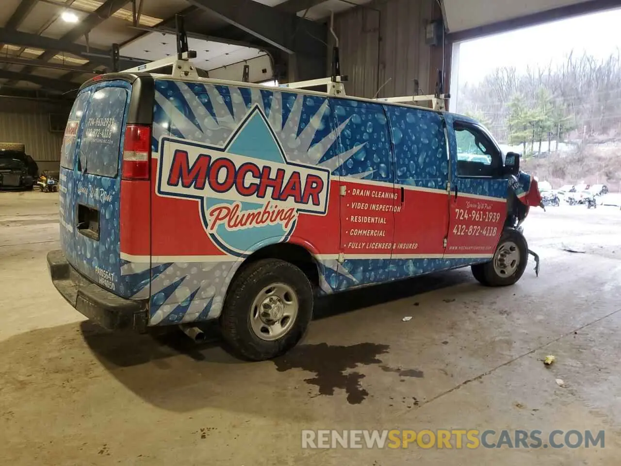 3 Photograph of a damaged car 1GCWGAFP1K1170896 CHEVROLET EXPRESS 2019