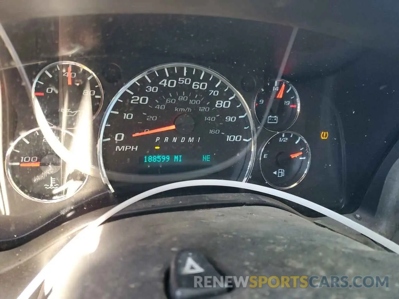 8 Photograph of a damaged car 1GCWGBFG2K1277946 CHEVROLET EXPRESS 2019