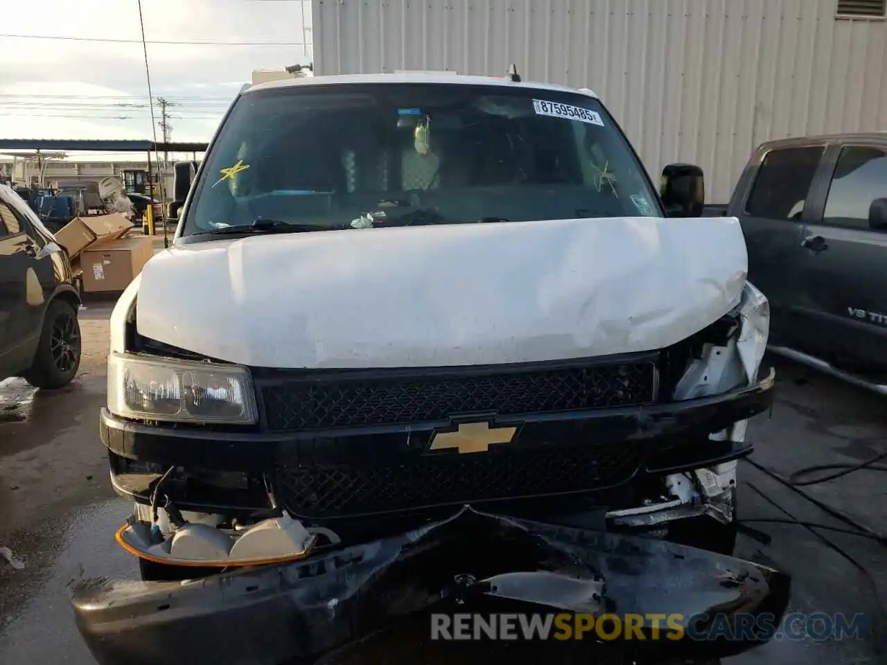 5 Photograph of a damaged car 1GCWGBFP3K1224883 CHEVROLET EXPRESS 2019