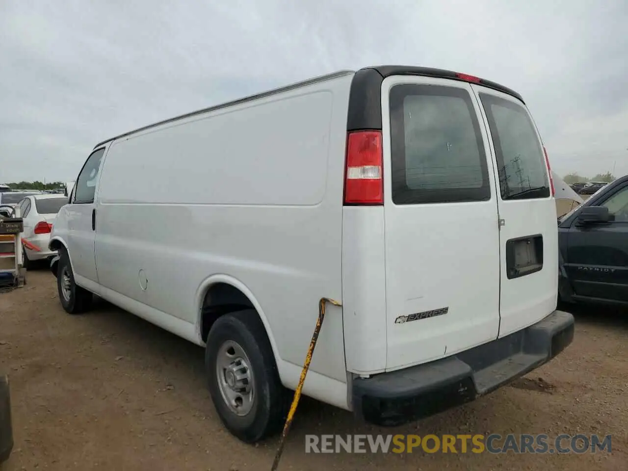 2 Photograph of a damaged car 1GCWGBFP8K1155558 CHEVROLET EXPRESS 2019