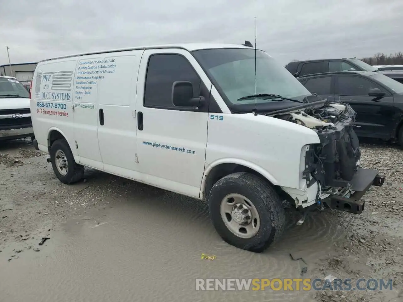 4 Photograph of a damaged car 1GCZGGFGXK1298652 CHEVROLET EXPRESS 2019