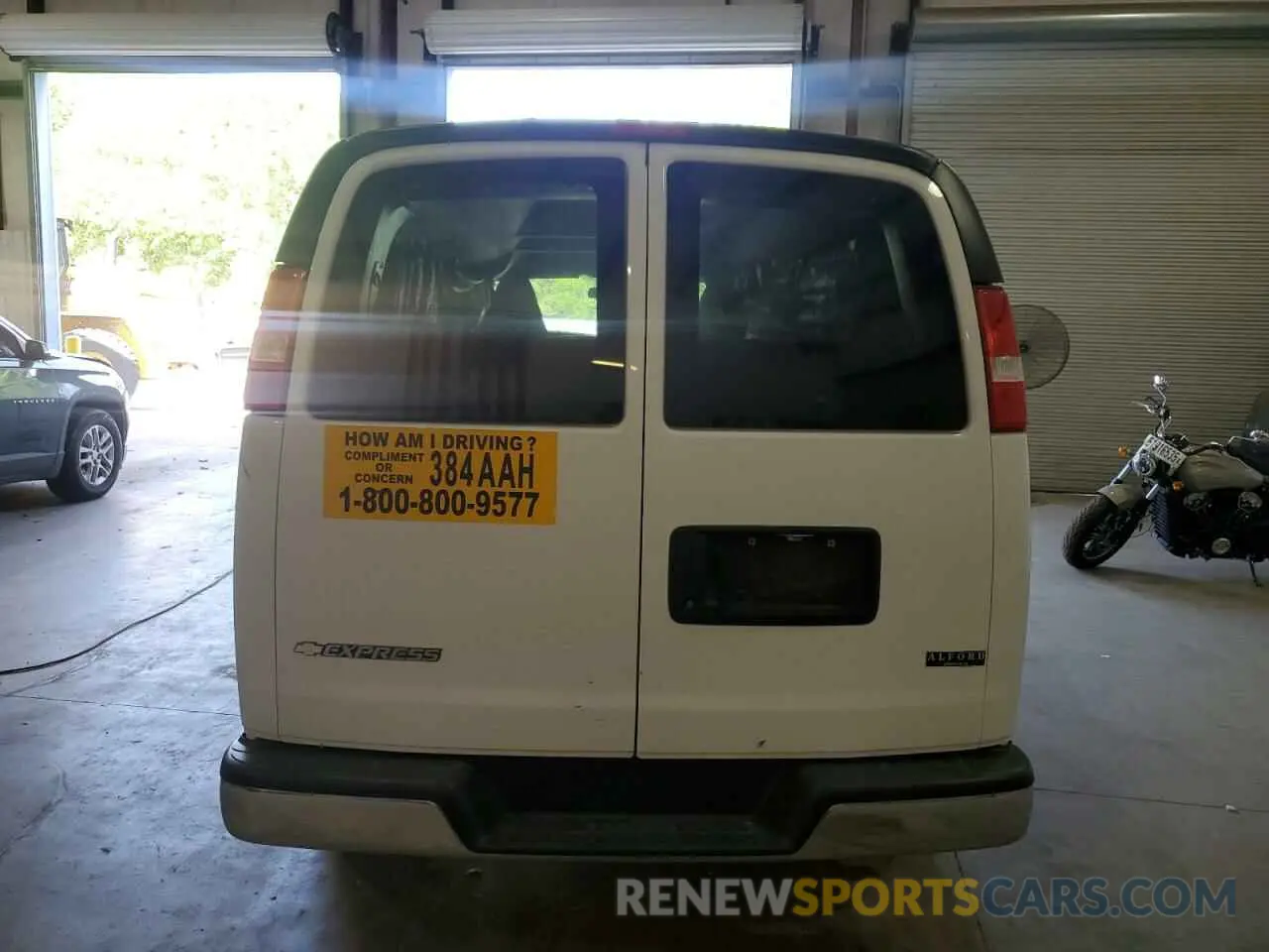6 Photograph of a damaged car 1GAWGFFP0L1269040 CHEVROLET EXPRESS 2020