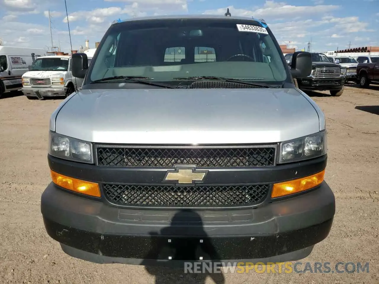 5 Photograph of a damaged car 1GAZGNFP5L1268456 CHEVROLET EXPRESS 2020