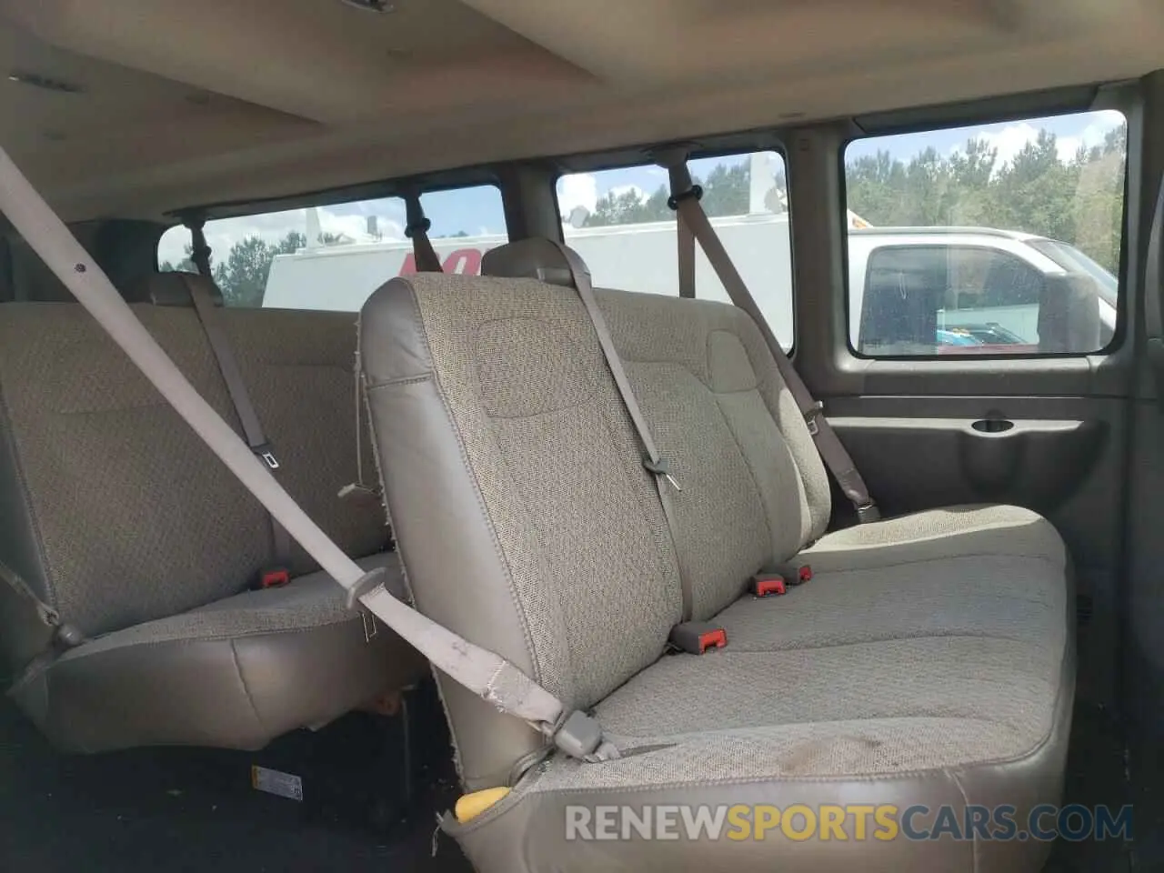 11 Photograph of a damaged car 1GAZGPFG7L1125732 CHEVROLET EXPRESS 2020
