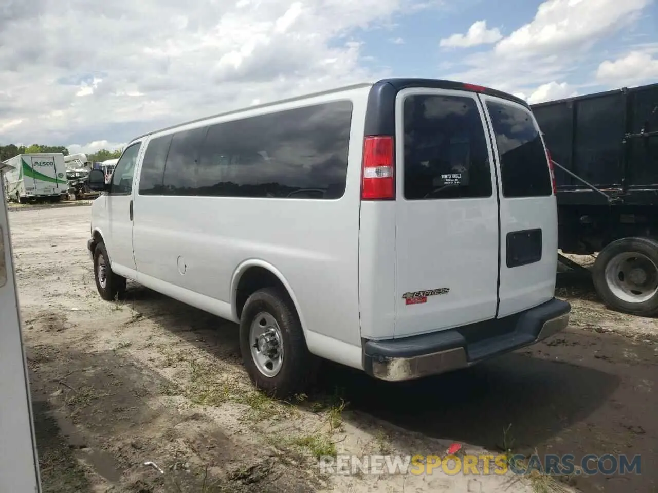 2 Photograph of a damaged car 1GAZGPFG7L1125732 CHEVROLET EXPRESS 2020
