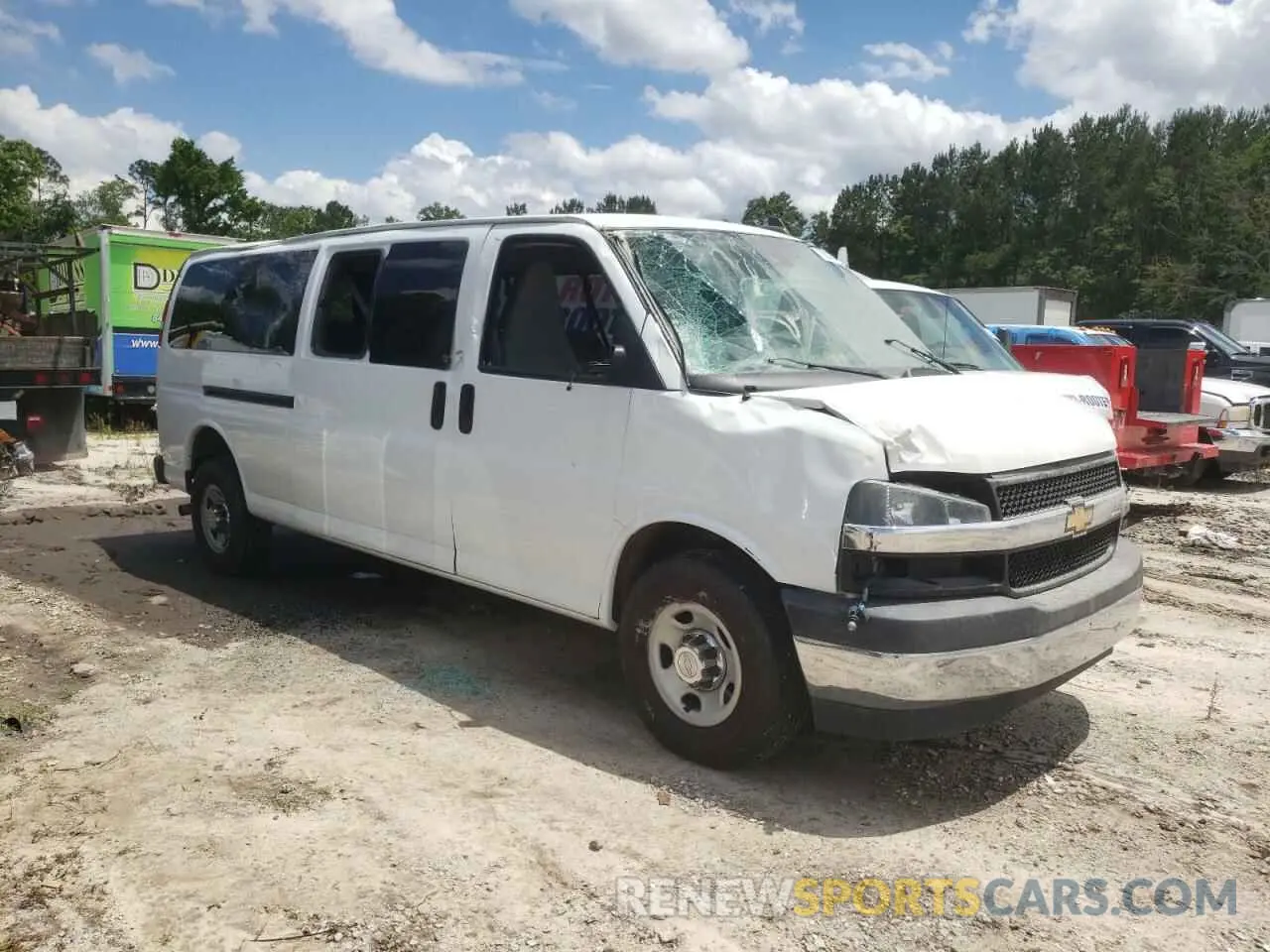 4 Photograph of a damaged car 1GAZGPFG7L1125732 CHEVROLET EXPRESS 2020