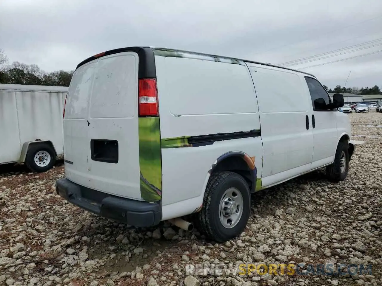 3 Photograph of a damaged car 1GCWGAFG3L1265011 CHEVROLET EXPRESS 2020
