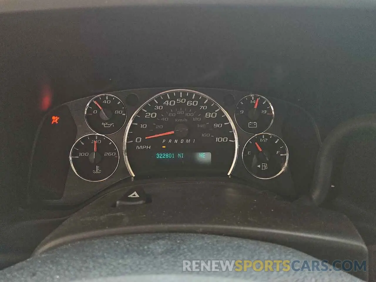 9 Photograph of a damaged car 1GCWGAFG7L1242881 CHEVROLET EXPRESS 2020