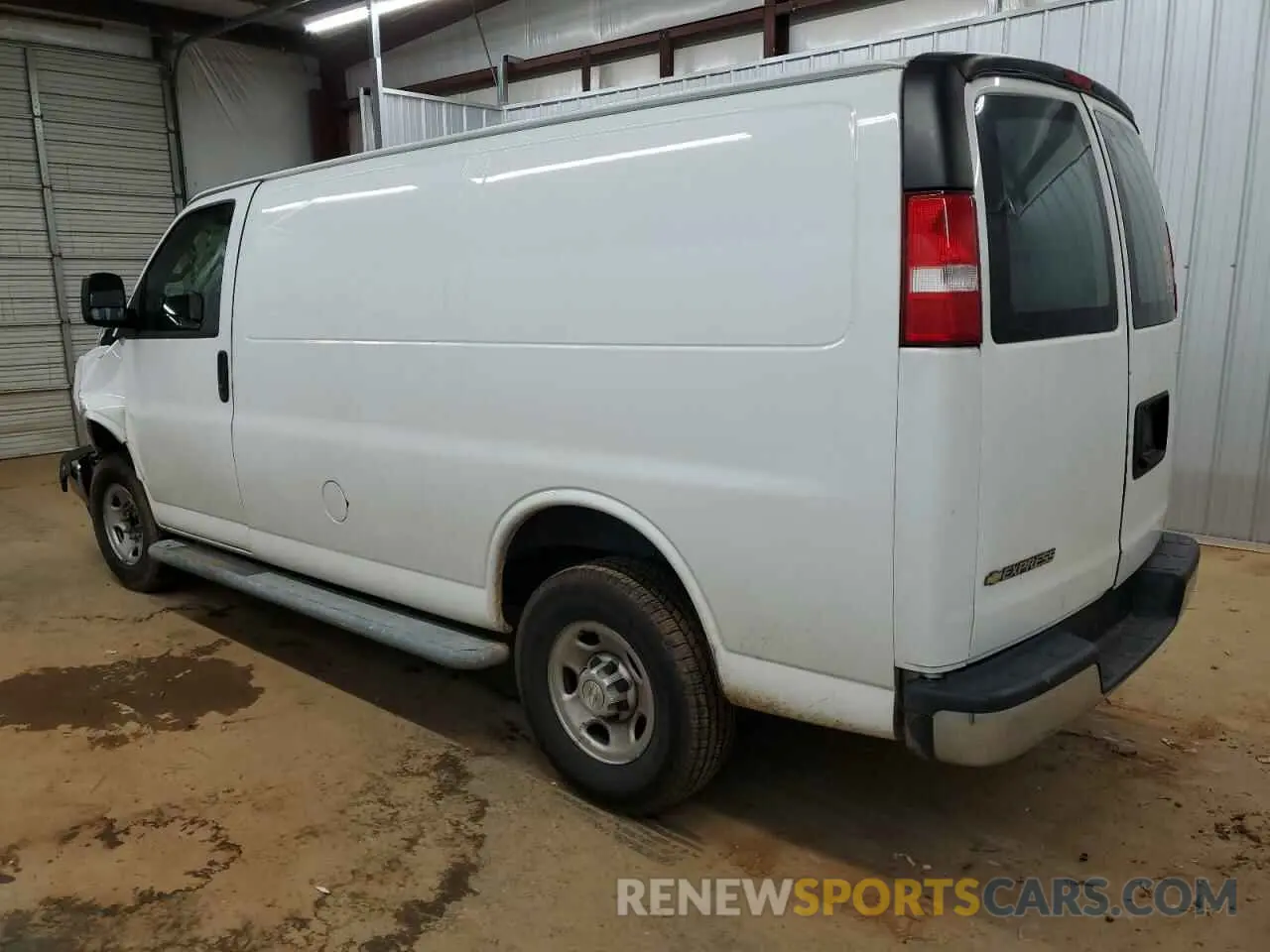 2 Photograph of a damaged car 1GCWGAFG8L1203183 CHEVROLET EXPRESS 2020