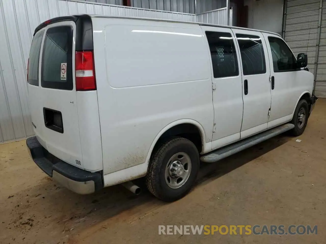 3 Photograph of a damaged car 1GCWGAFG8L1203183 CHEVROLET EXPRESS 2020