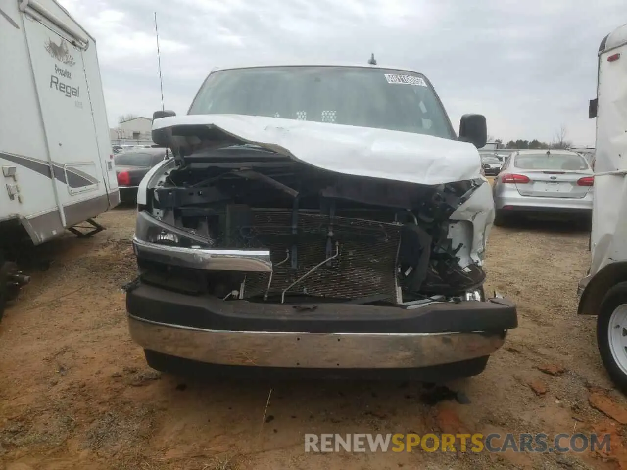 5 Photograph of a damaged car 1GCWGAFG8L1203183 CHEVROLET EXPRESS 2020