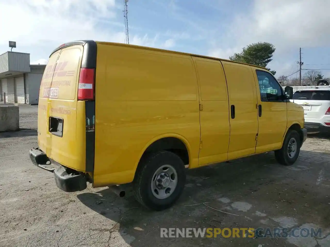 3 Photograph of a damaged car 1GCWGAFP0L1129225 CHEVROLET EXPRESS 2020