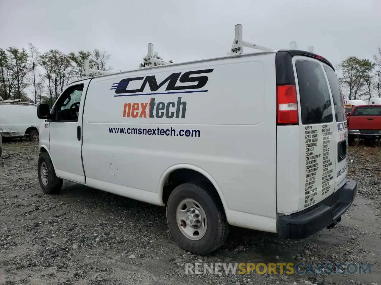 2 Photograph of a damaged car 1GCWGAFP7L1271104 CHEVROLET EXPRESS 2020