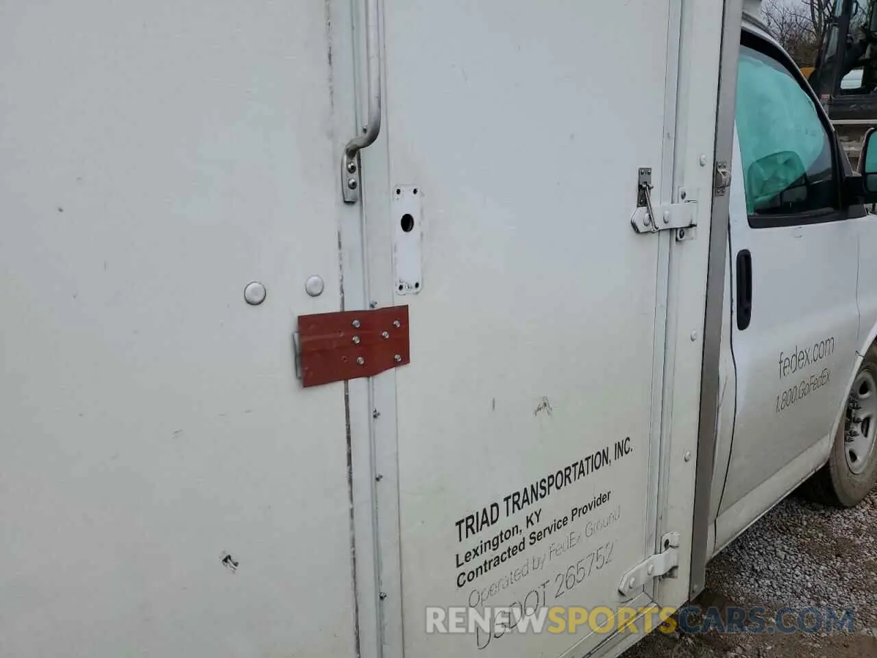 10 Photograph of a damaged car 1HA0GRFG8LN007771 CHEVROLET EXPRESS 2020