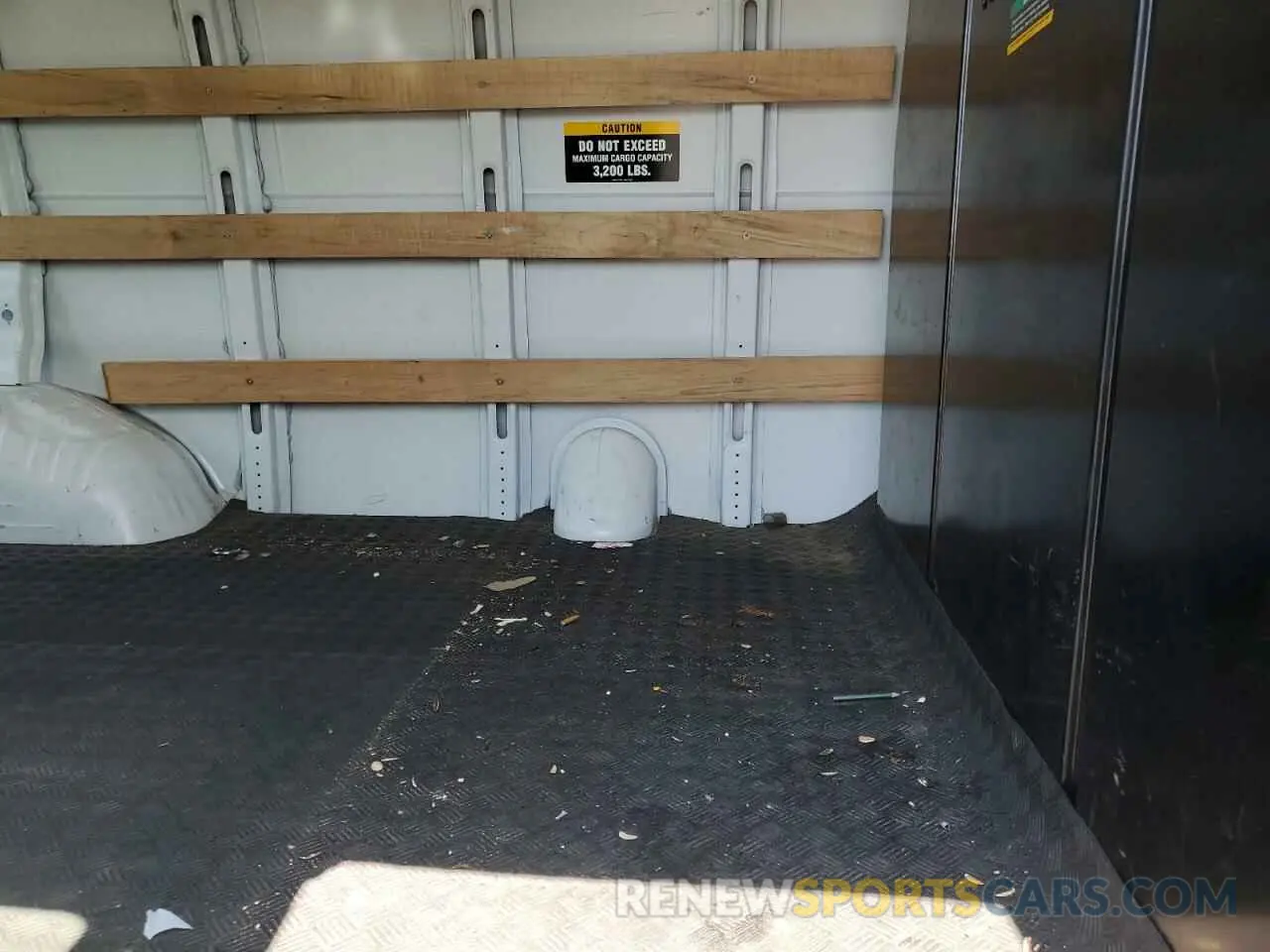 11 Photograph of a damaged car 1GCWGAF73M1226274 CHEVROLET EXPRESS 2021