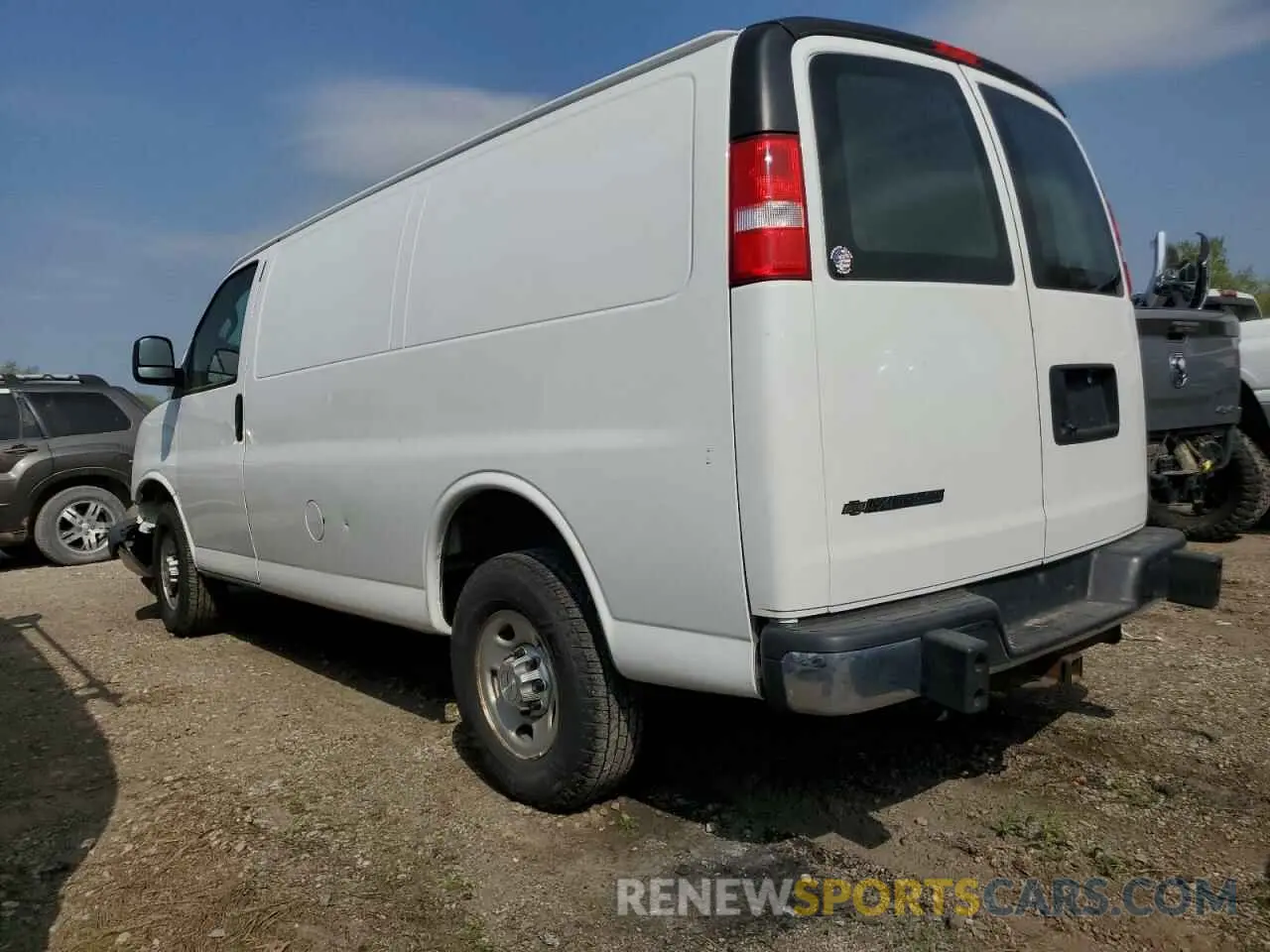 2 Photograph of a damaged car 1GCWGAF77M1311814 CHEVROLET EXPRESS 2021