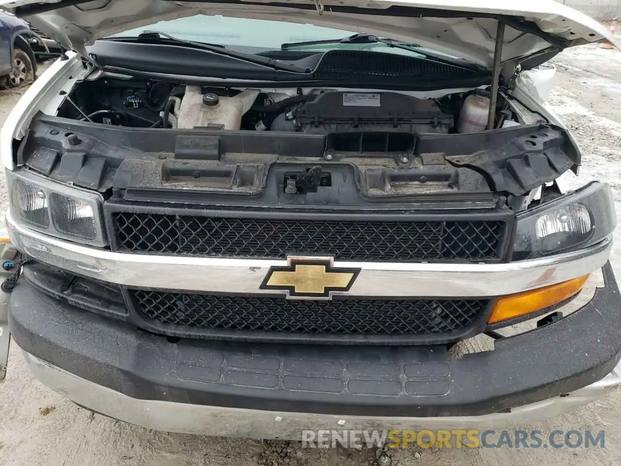 13 Photograph of a damaged car 1GCWGAFP1M1218139 CHEVROLET EXPRESS 2021
