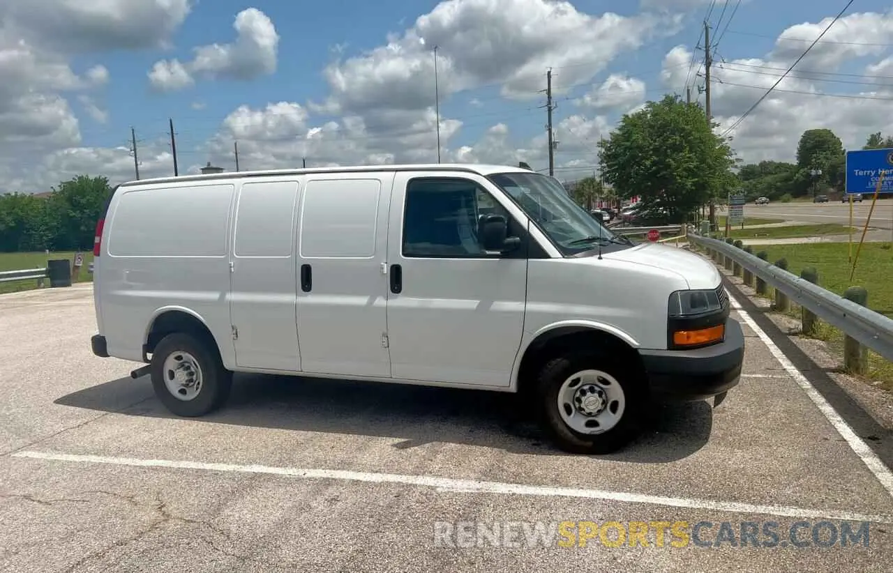 1 Photograph of a damaged car 1GCWGAFP2M1267284 CHEVROLET EXPRESS 2021