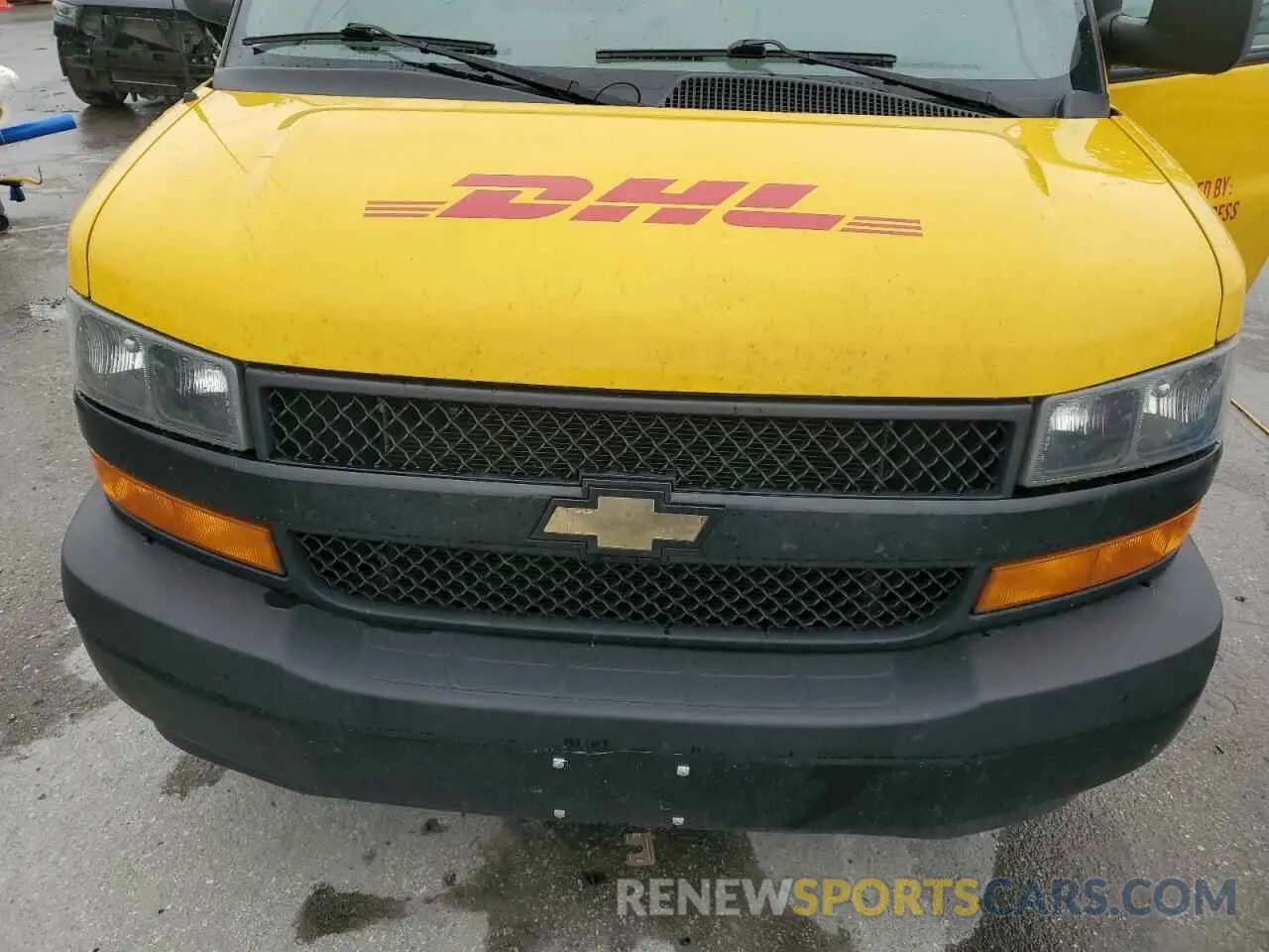11 Photograph of a damaged car 1GCWGAFP4M1173729 CHEVROLET EXPRESS 2021