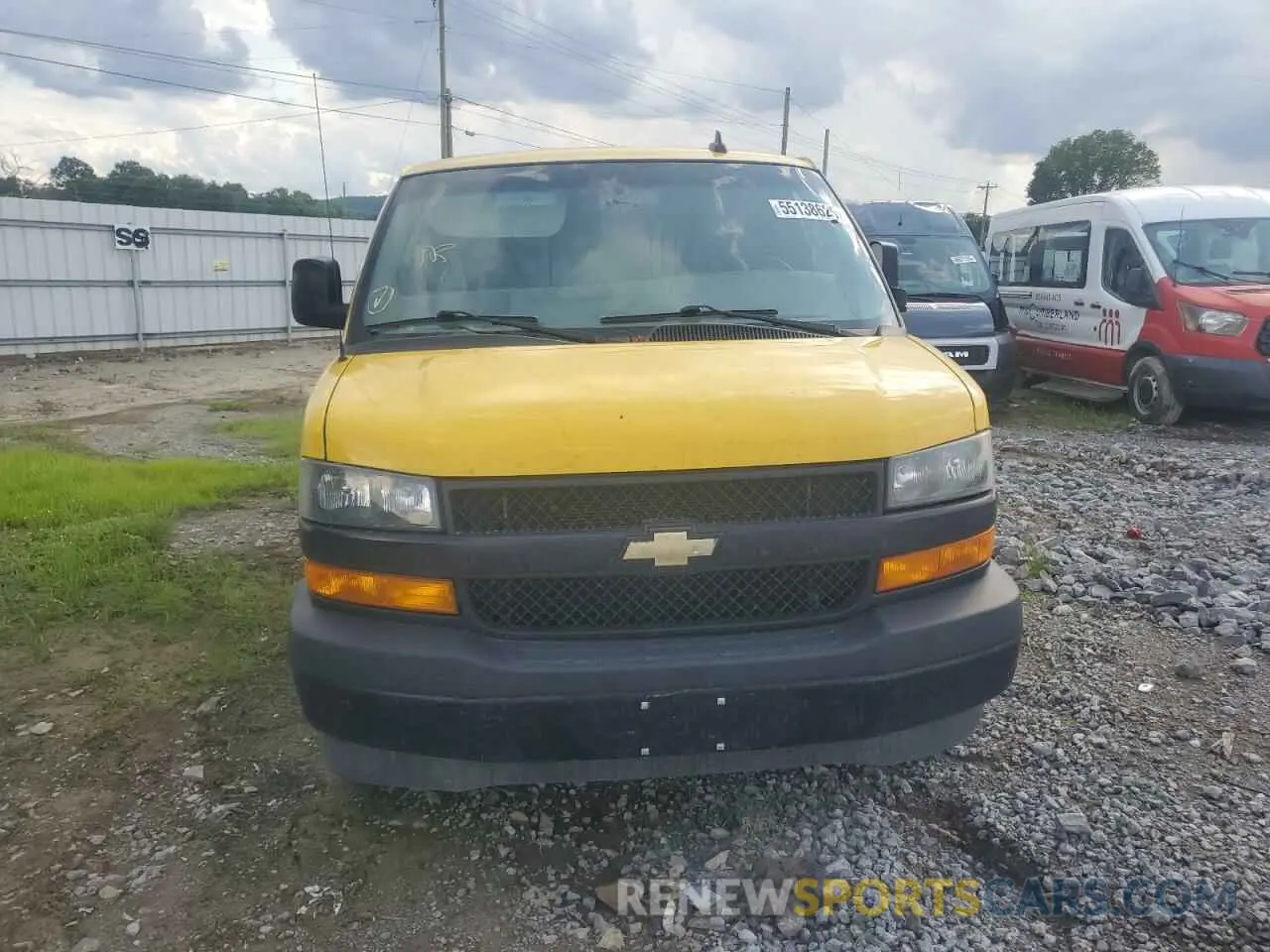5 Photograph of a damaged car 1GCWGAFP4M1173729 CHEVROLET EXPRESS 2021