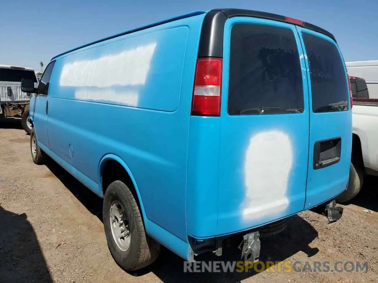 2 Photograph of a damaged car 1GCWGBFPXM1187527 CHEVROLET EXPRESS 2021