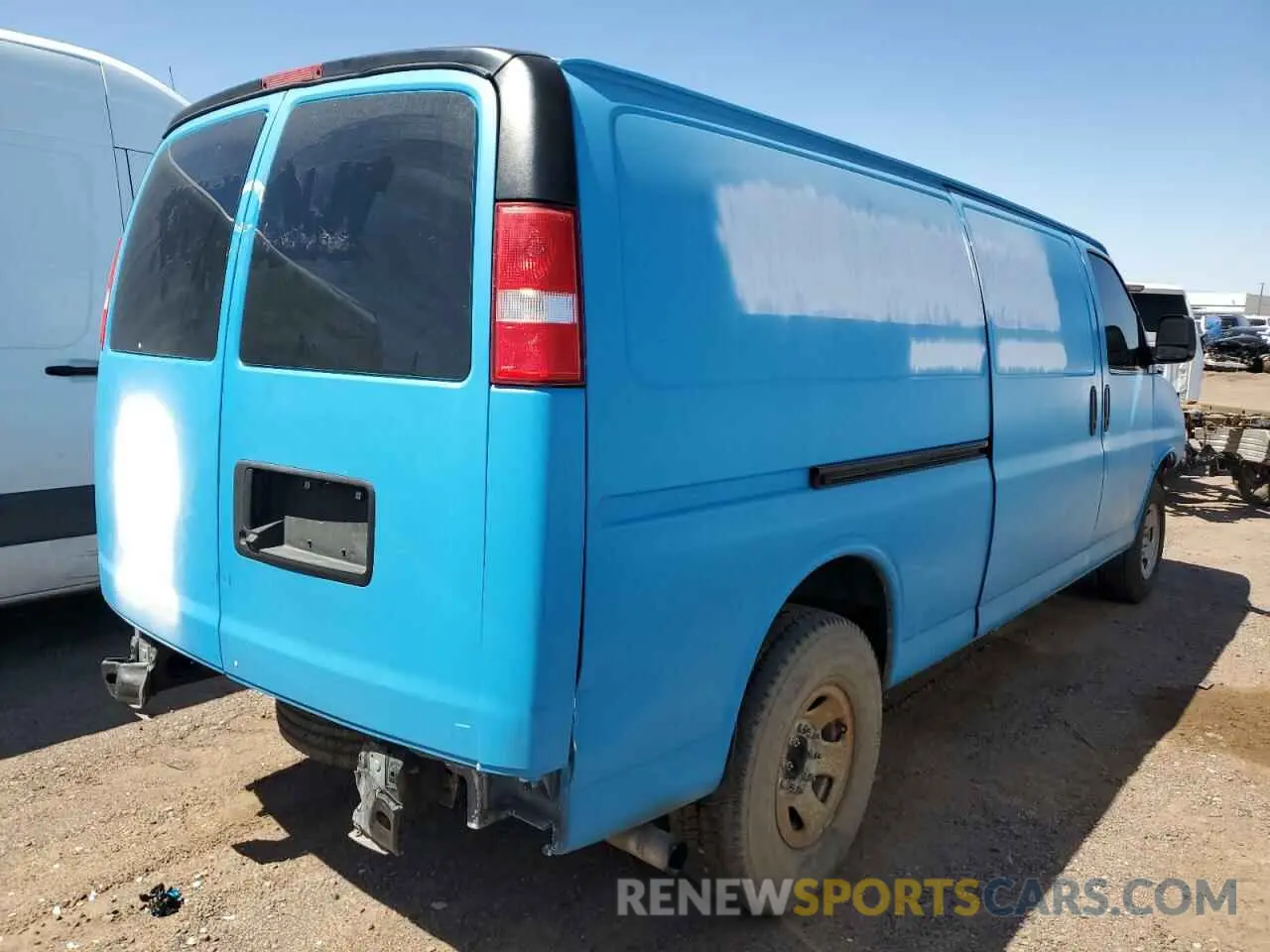3 Photograph of a damaged car 1GCWGBFPXM1187527 CHEVROLET EXPRESS 2021