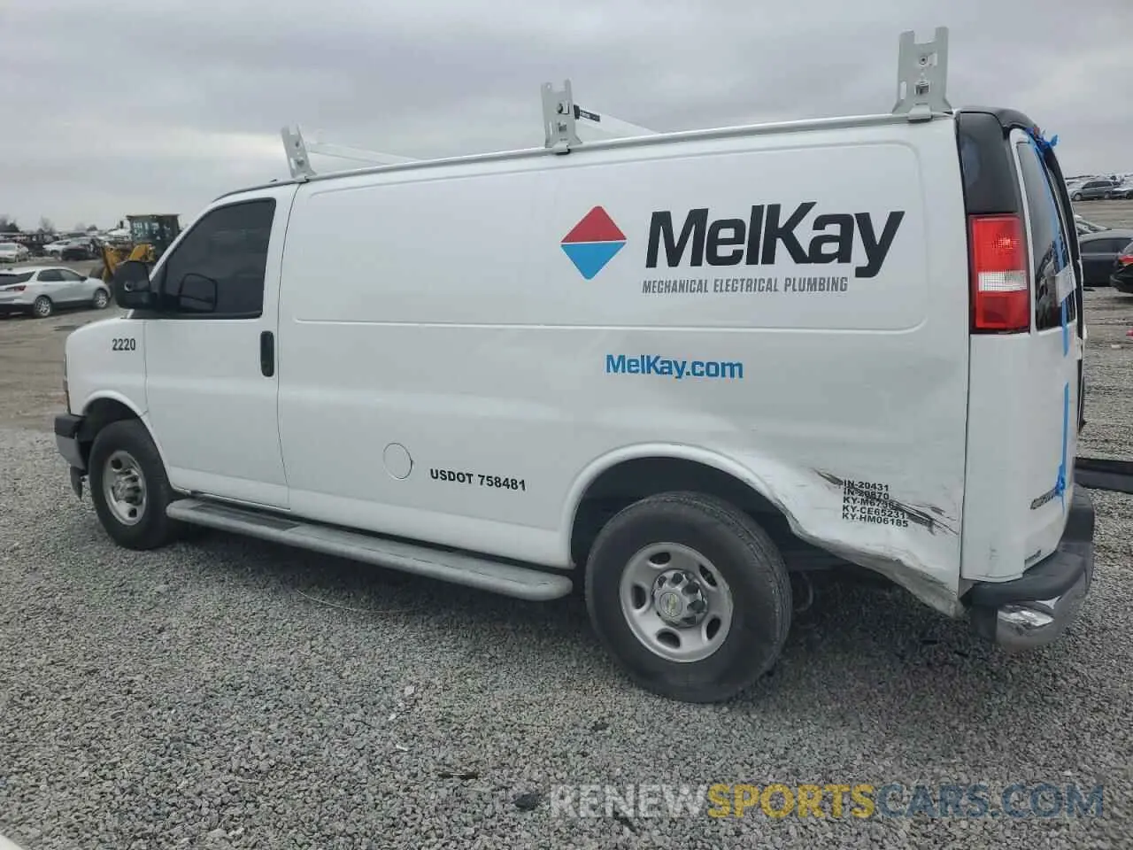 2 Photograph of a damaged car 1GCWGAFP0N1177570 CHEVROLET EXPRESS 2022