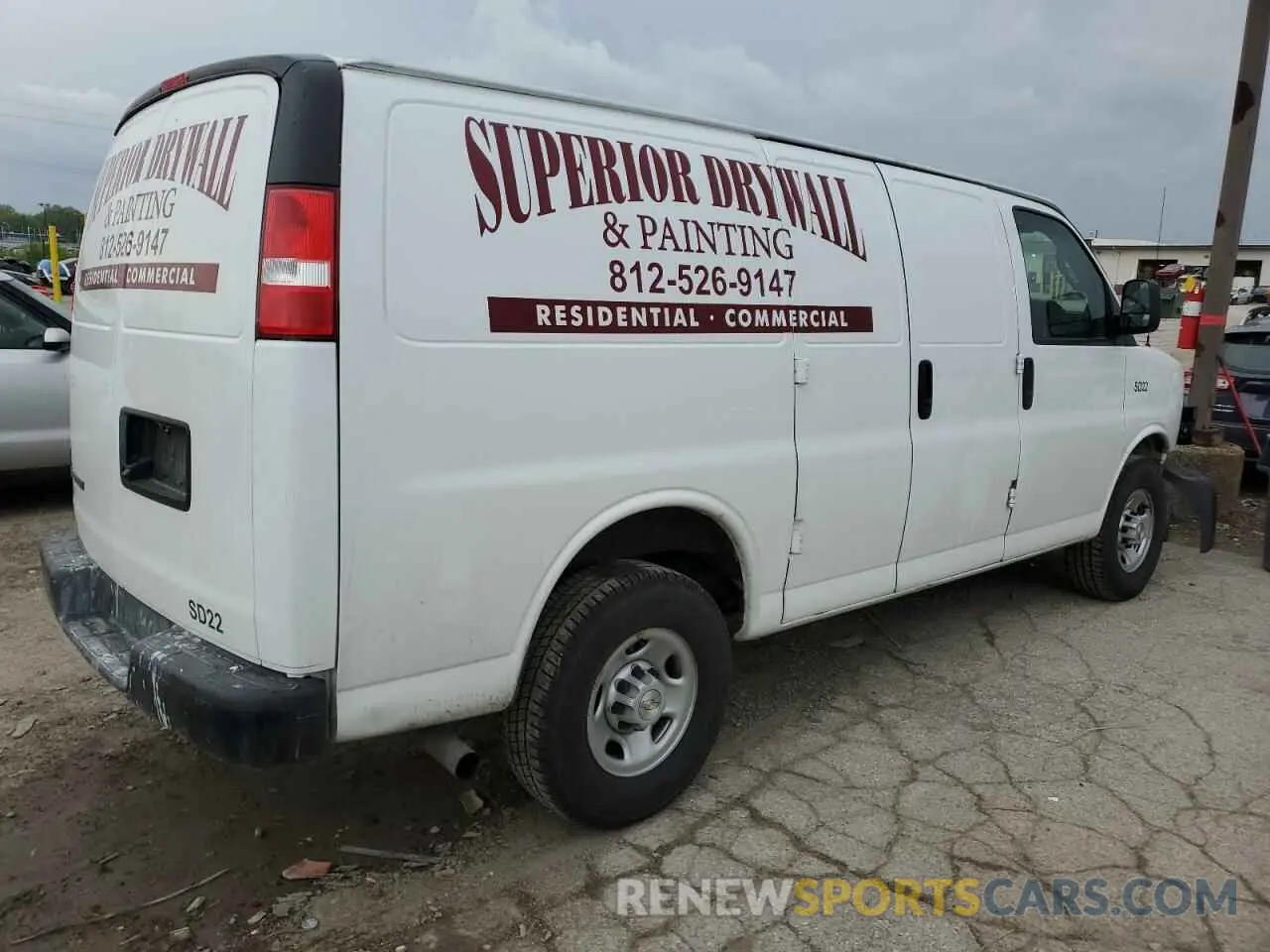 3 Photograph of a damaged car 1GCWGAFP4N1280376 CHEVROLET EXPRESS 2022