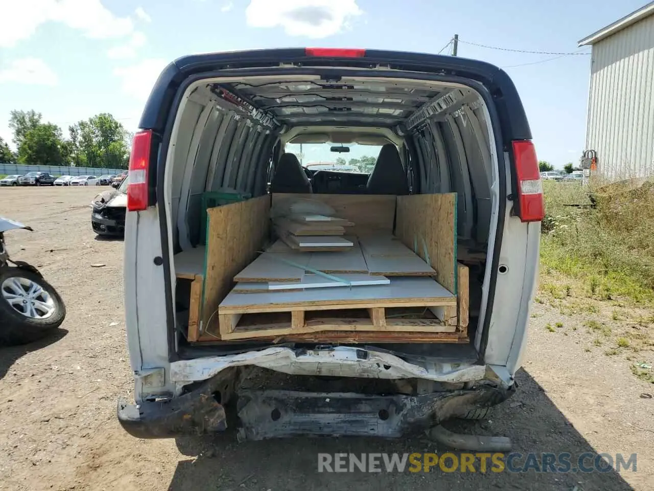 6 Photograph of a damaged car 1GCWGBFP4N1167923 CHEVROLET EXPRESS 2022