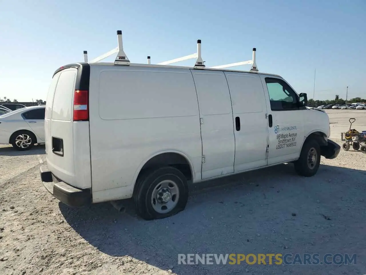 3 Photograph of a damaged car 1GCWGAFP2P1247685 CHEVROLET EXPRESS 2023