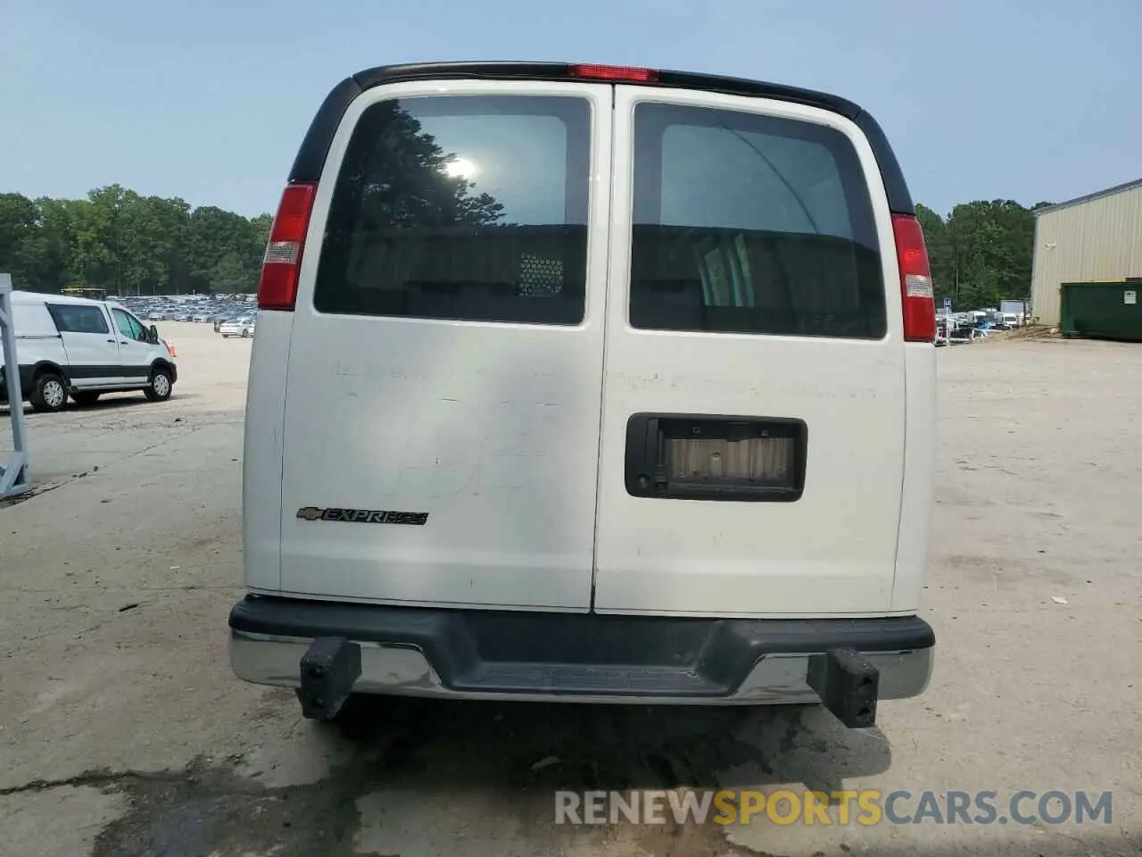 6 Photograph of a damaged car 1GCWGAFP3P1127328 CHEVROLET EXPRESS 2023