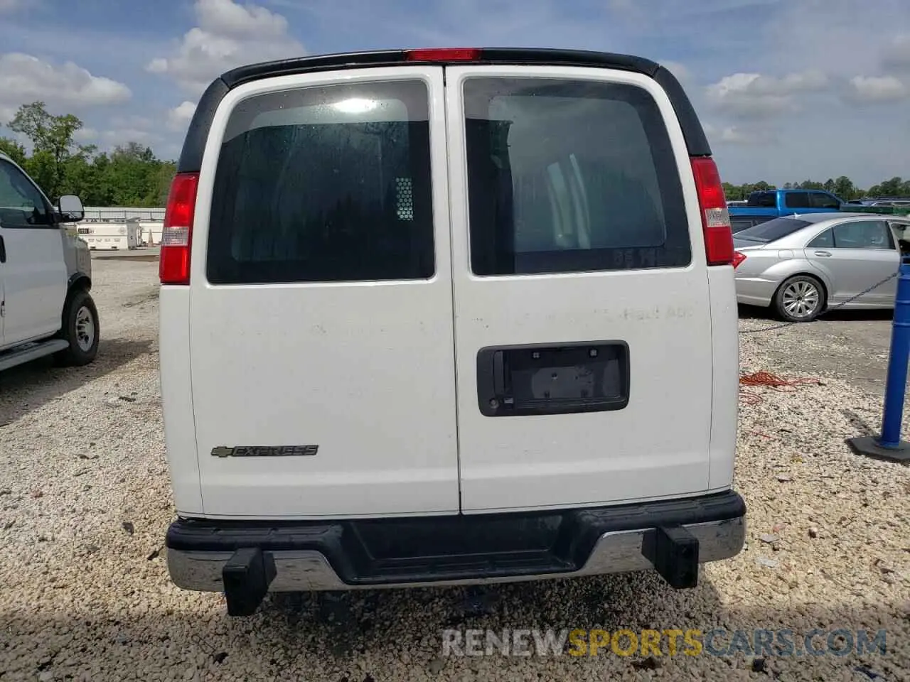 6 Photograph of a damaged car 1GCWGAFPXP1197666 CHEVROLET EXPRESS 2023