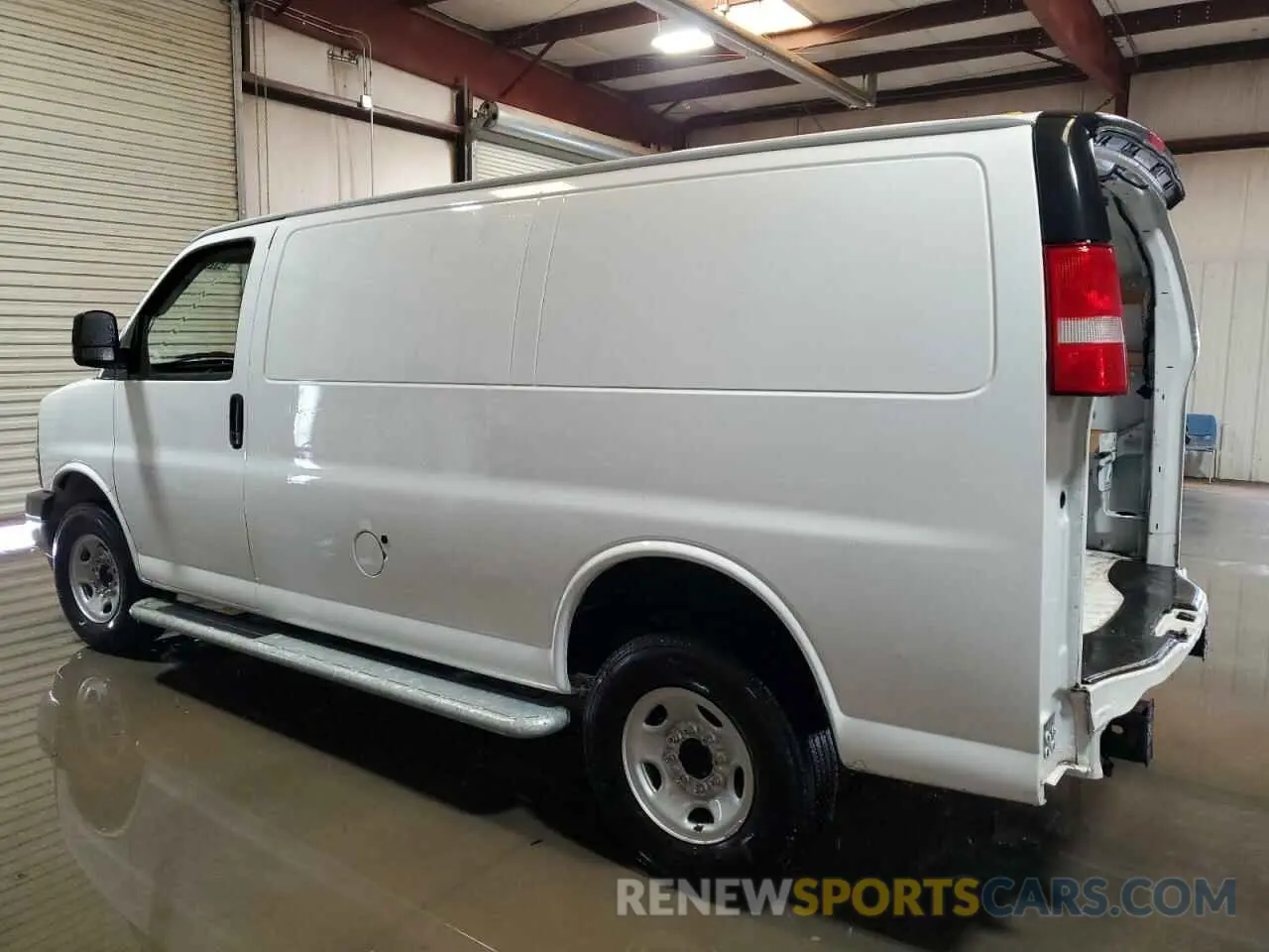 2 Photograph of a damaged car 1GCWGAFP0R1158491 CHEVROLET EXPRESS 2024