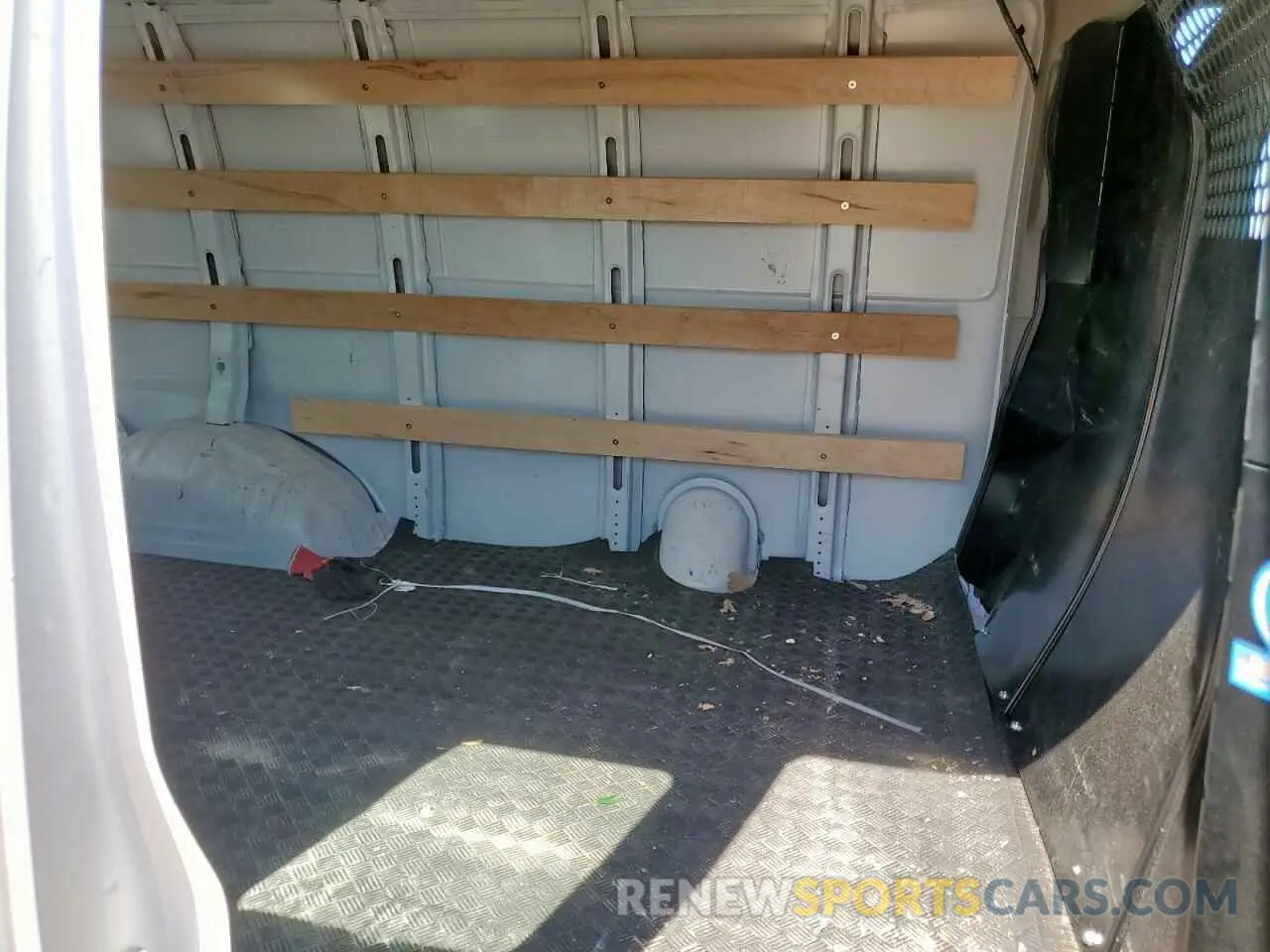 11 Photograph of a damaged car 1GCWGAFP4R1269464 CHEVROLET EXPRESS 2024