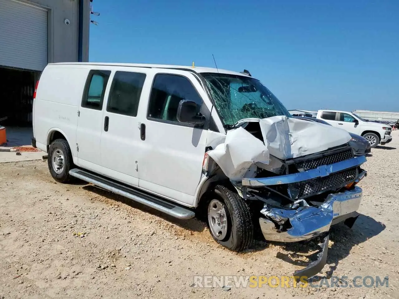 4 Photograph of a damaged car 1GCWGAFP4R1269464 CHEVROLET EXPRESS 2024