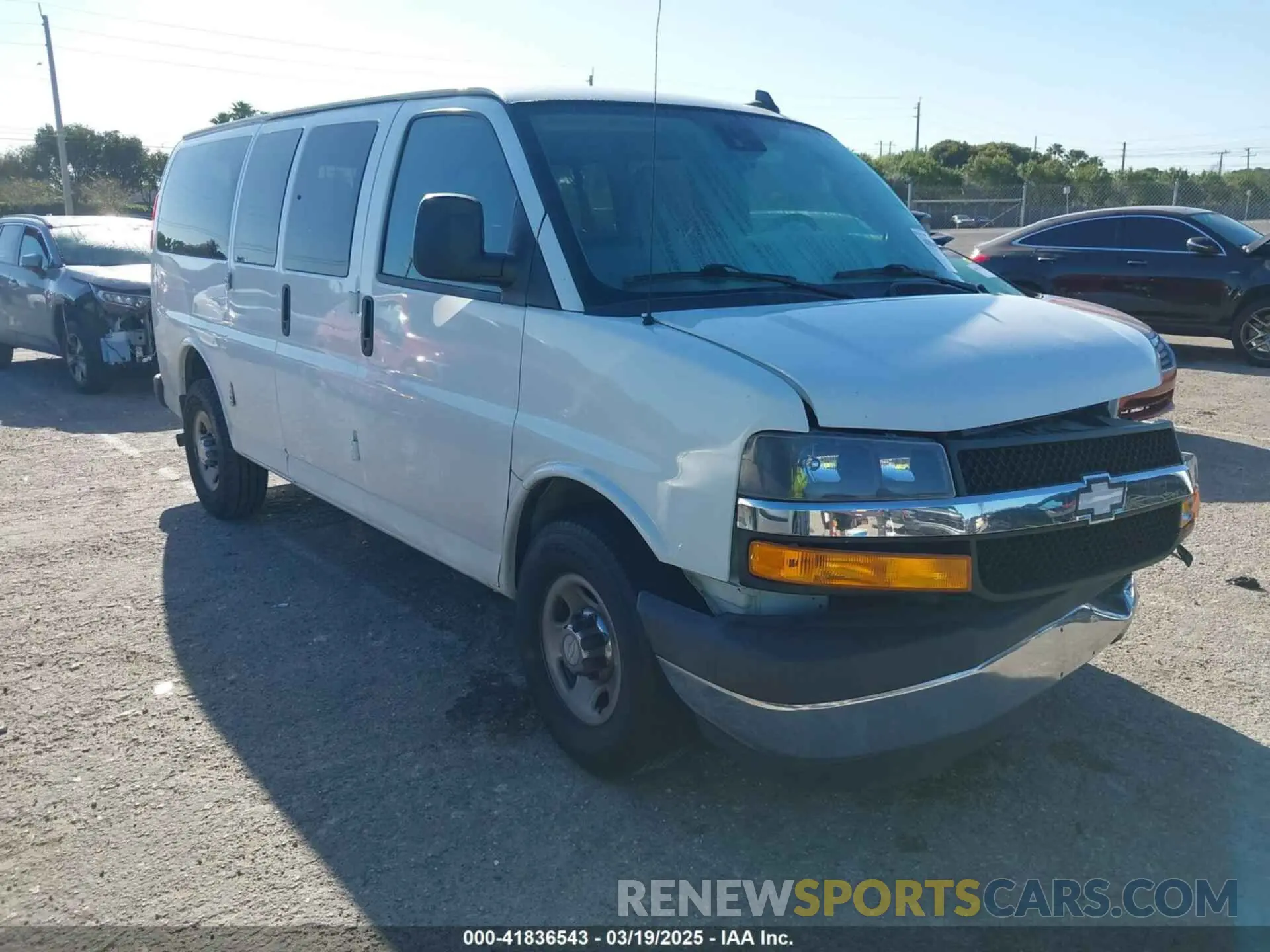 1 Photograph of a damaged car 1GAWGFFG9K1256916 CHEVROLET EXPRESS 2500 2019