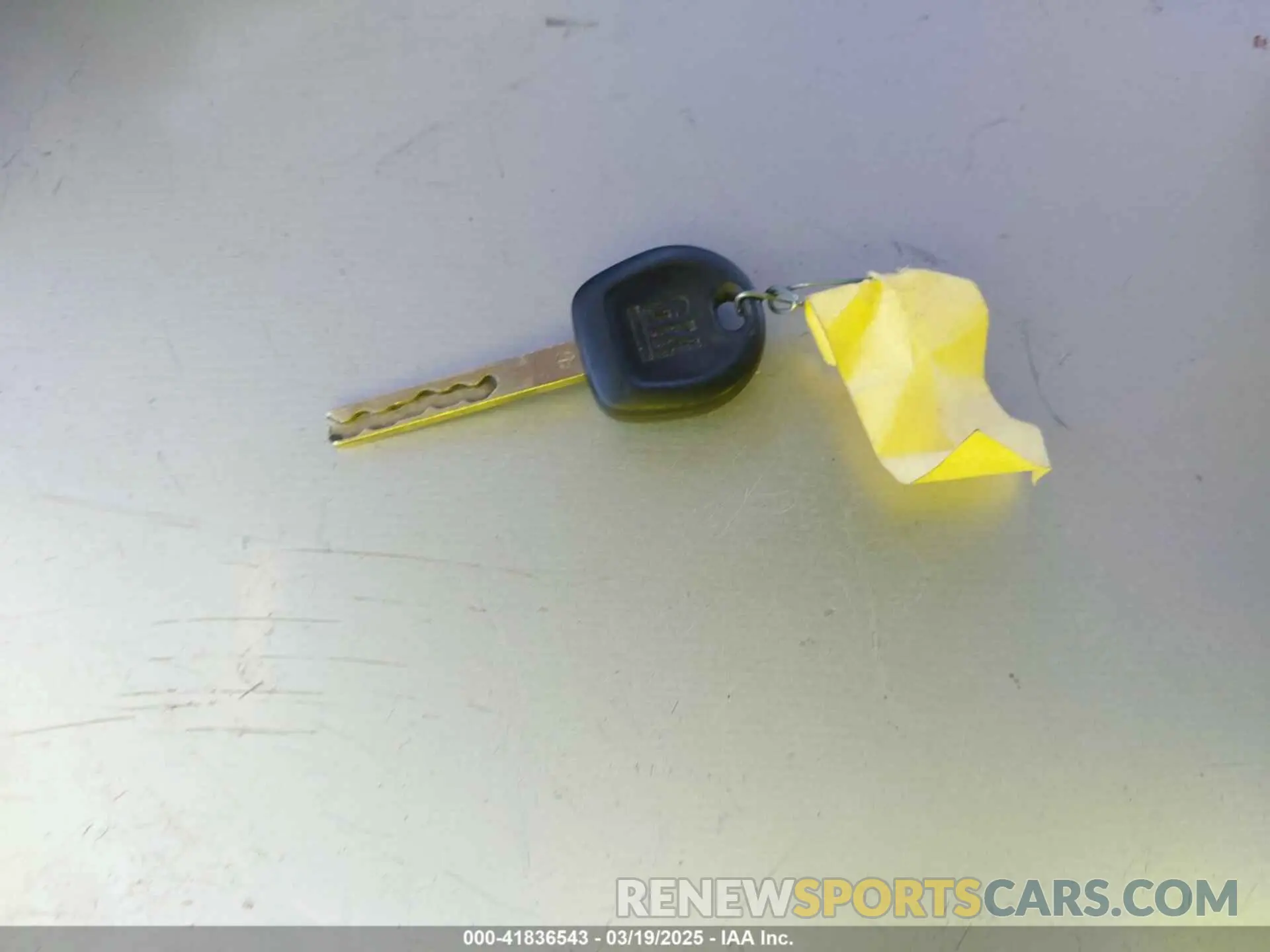 11 Photograph of a damaged car 1GAWGFFG9K1256916 CHEVROLET EXPRESS 2500 2019
