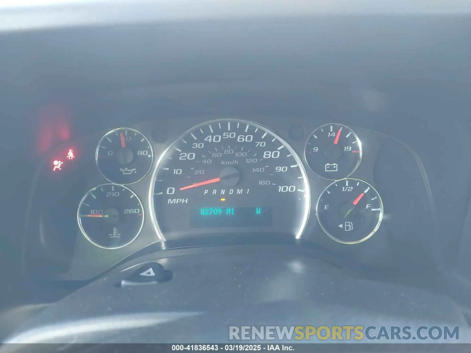 7 Photograph of a damaged car 1GAWGFFG9K1256916 CHEVROLET EXPRESS 2500 2019