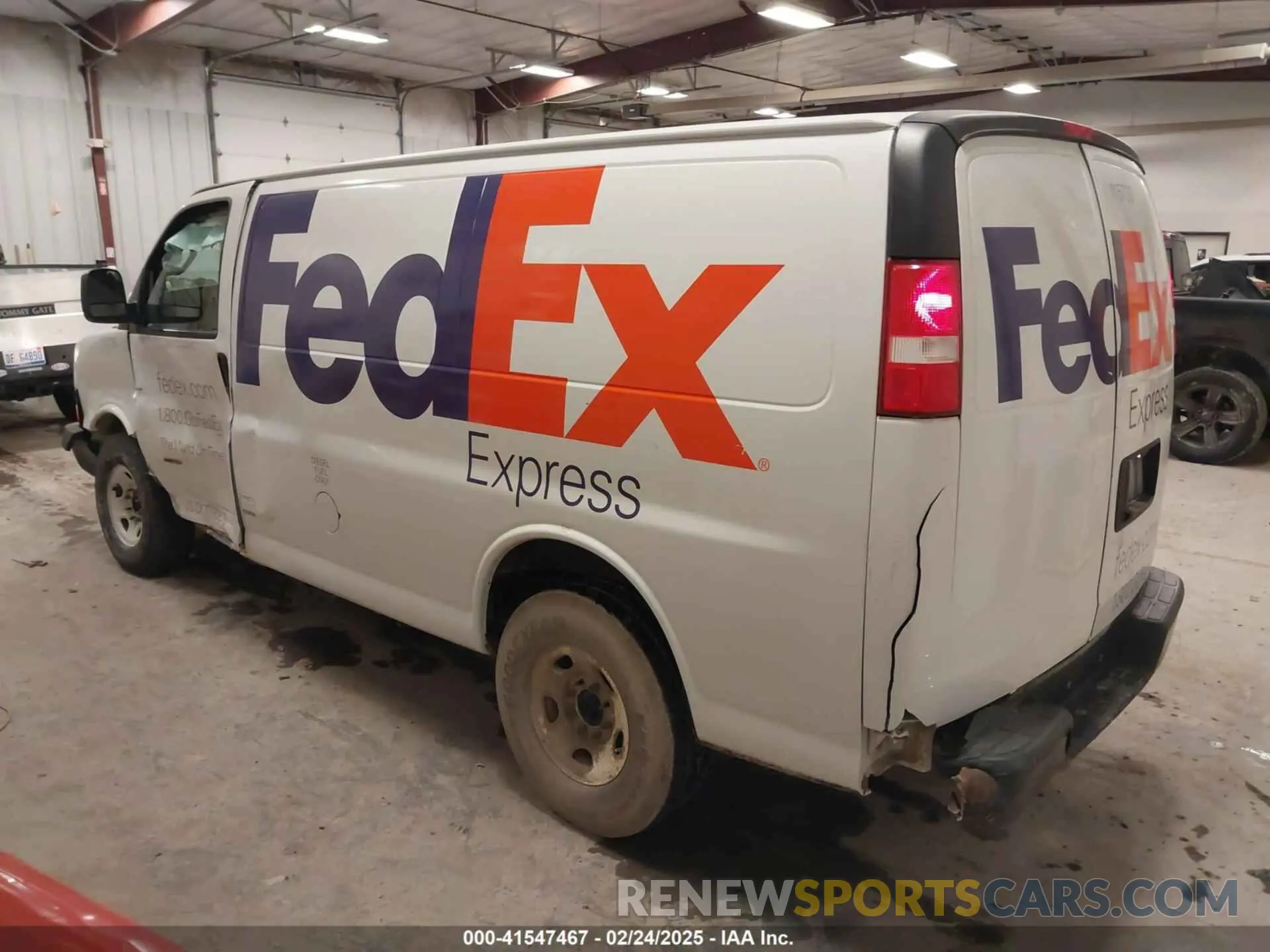 3 Photograph of a damaged car 1GCWGAF10K1253120 CHEVROLET EXPRESS 2500 2019