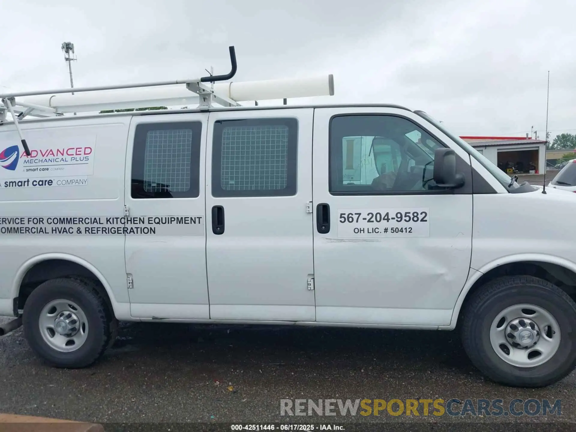 13 Photograph of a damaged car 1GCWGAFG0K1371107 CHEVROLET EXPRESS 2500 2019