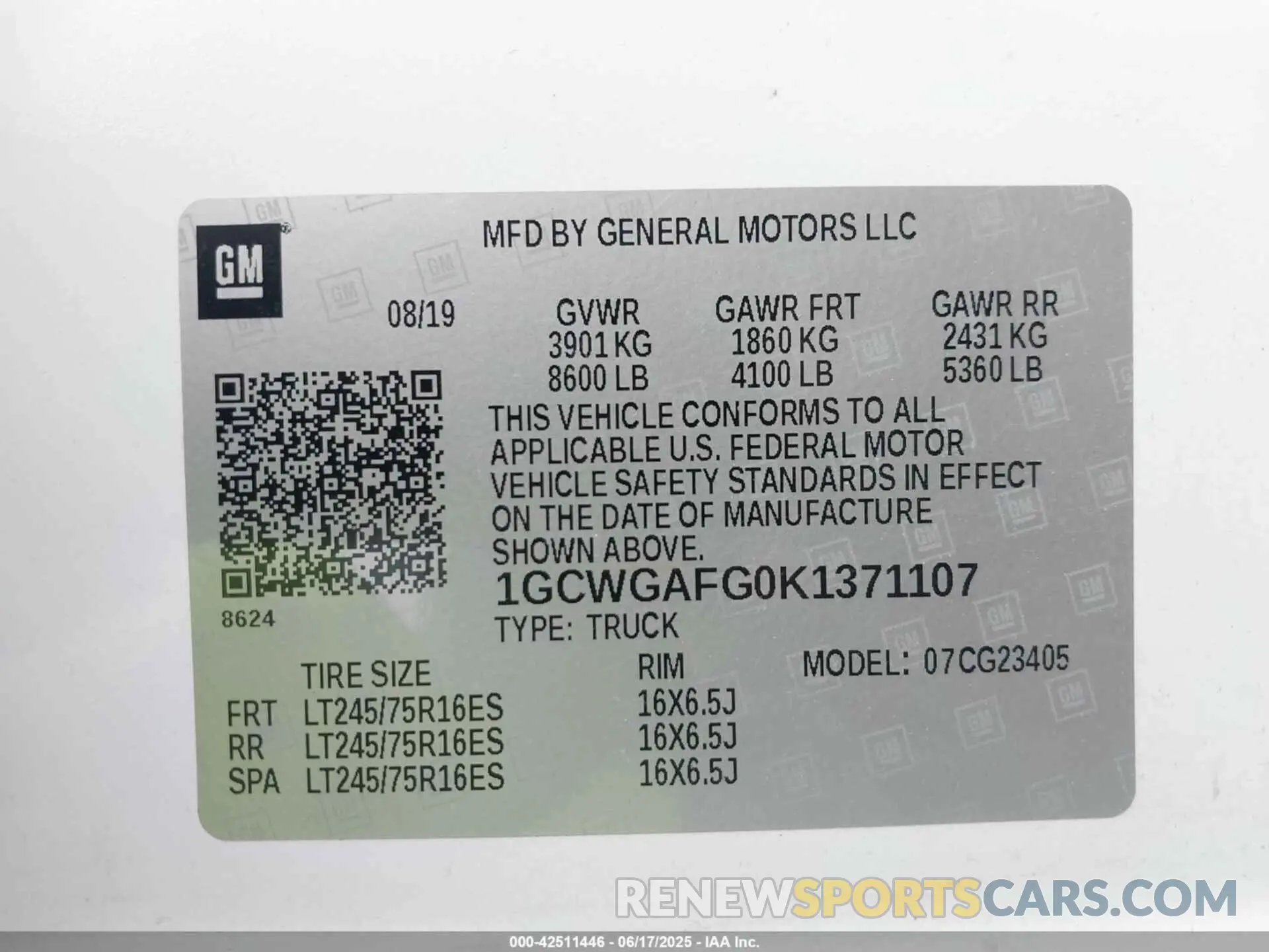 9 Photograph of a damaged car 1GCWGAFG0K1371107 CHEVROLET EXPRESS 2500 2019