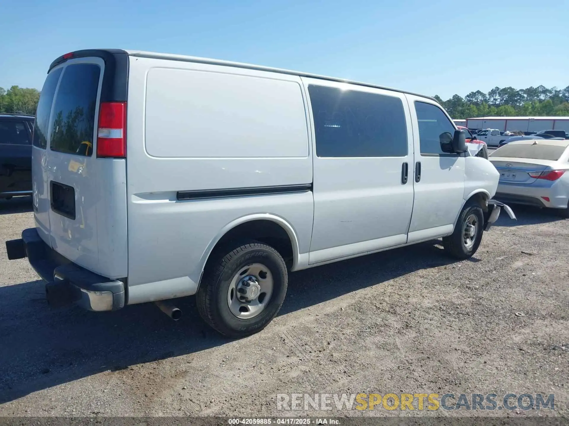 4 Photograph of a damaged car 1GCWGAFG4K1266716 CHEVROLET EXPRESS 2500 2019
