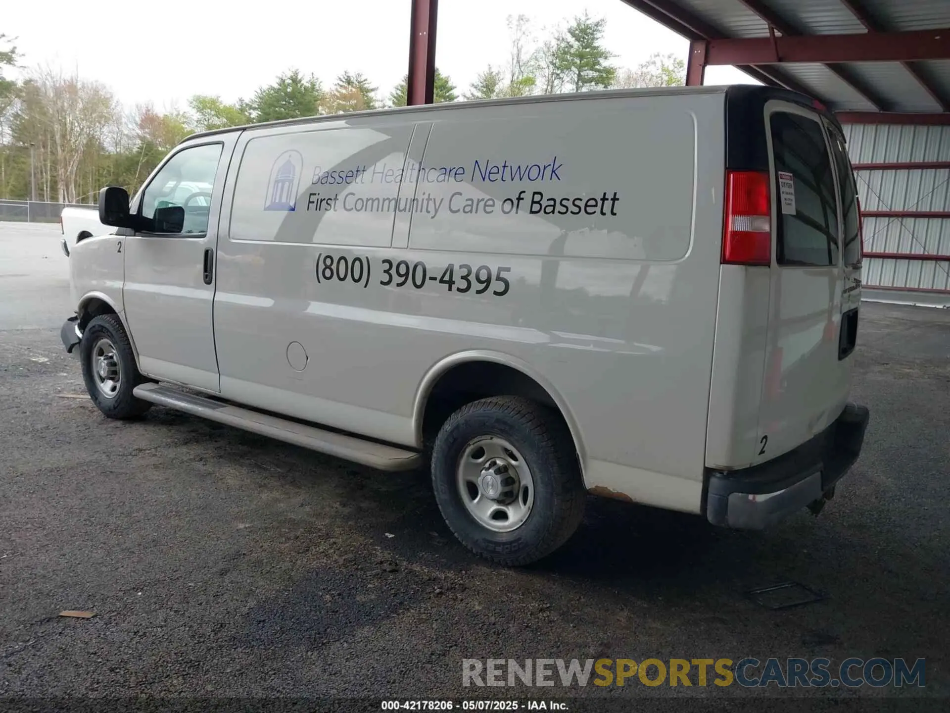 3 Photograph of a damaged car 1GCWGAFG5K1218772 CHEVROLET EXPRESS 2500 2019