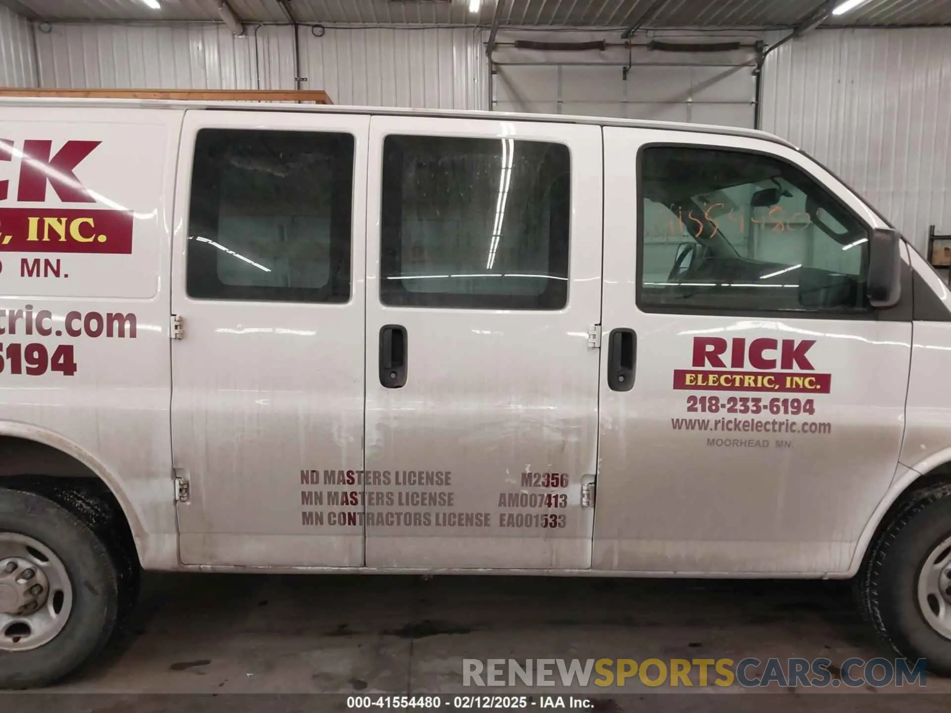 14 Photograph of a damaged car 1GCWGAFG5K1321545 CHEVROLET EXPRESS 2500 2019