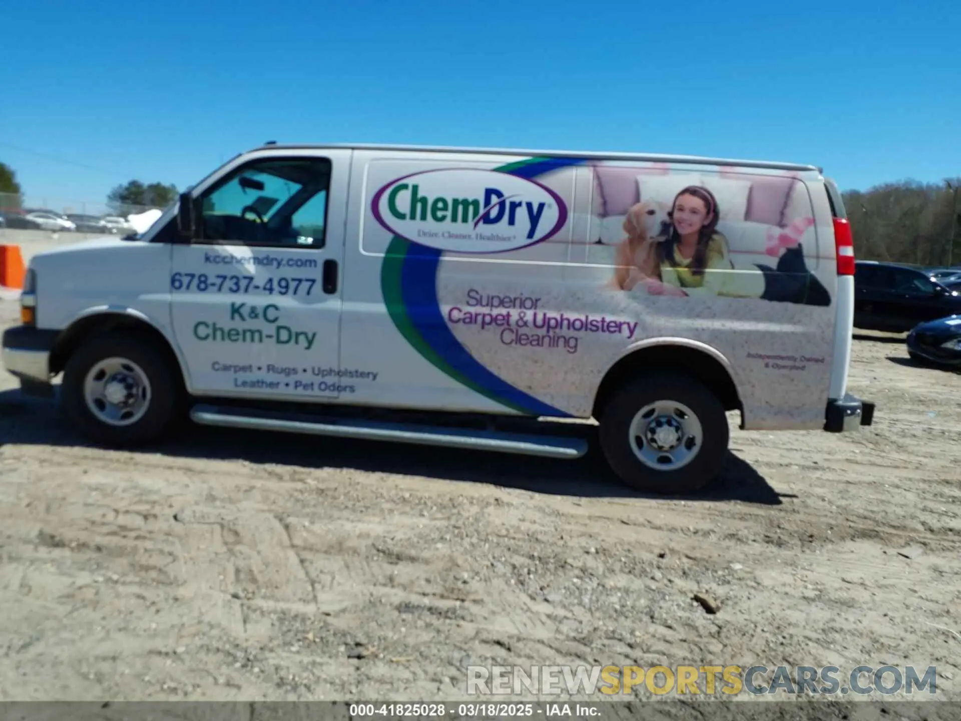 14 Photograph of a damaged car 1GCWGAFG9K1277324 CHEVROLET EXPRESS 2500 2019